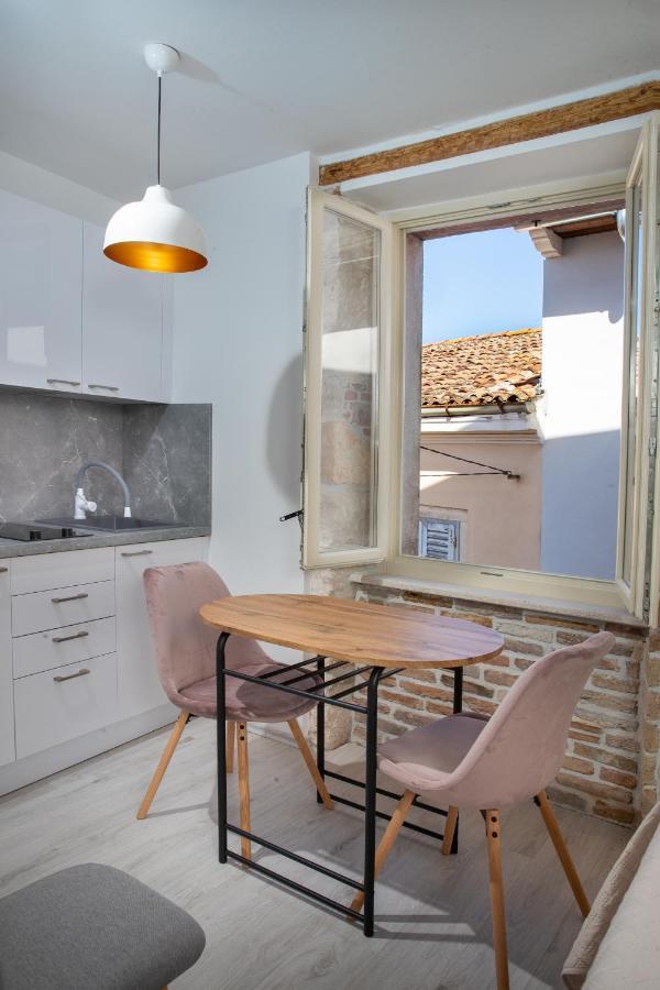 Apartments And Rooms Luan Rovinj Exterior foto