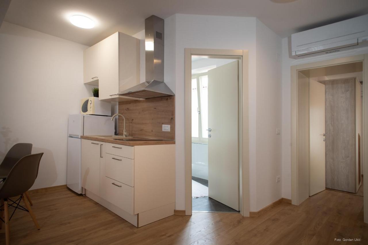 Apartments And Rooms Luan Rovinj Exterior foto