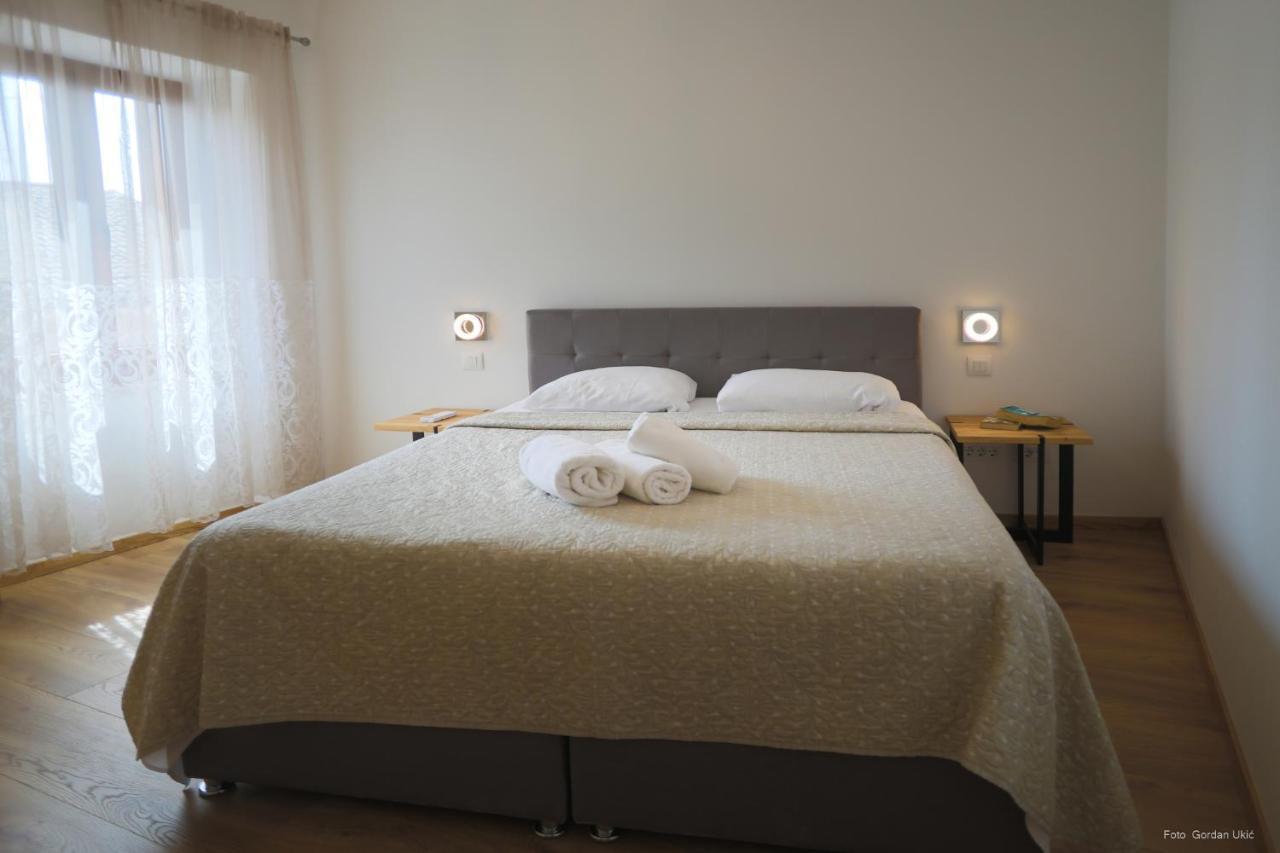 Apartments And Rooms Luan Rovinj Exterior foto