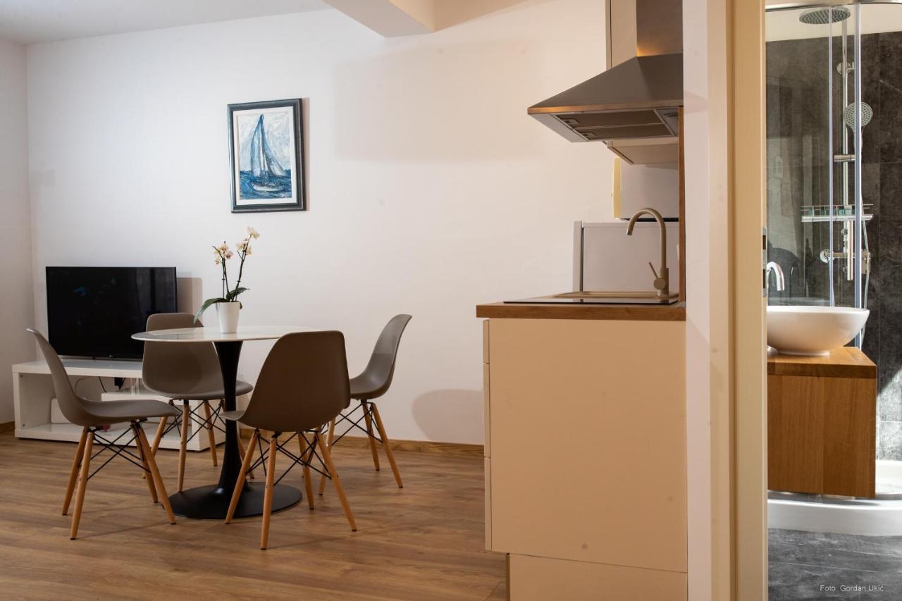 Apartments And Rooms Luan Rovinj Exterior foto