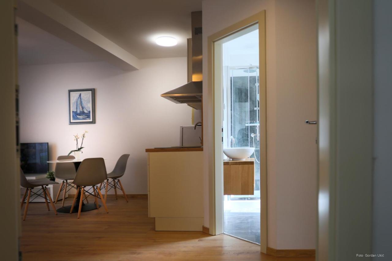 Apartments And Rooms Luan Rovinj Exterior foto